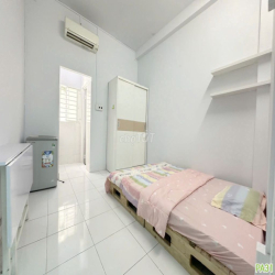 FULL NỘI THẤT NGAY NGÃ 4 LÊ VĂN SỸ - HUỲNH VĂN BÁNH 