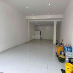 Ngang 6m ! Mặt Tiền Lê Quang Định Ngang 6x15m Có VỈa Hè Cho Quán Ăn