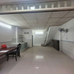 cho thuê nhà đúc lầu hẻm 275/75/ quang trung p10 GV nhà đẹp giá 7tr