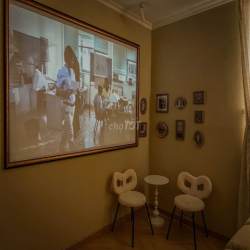 ROOM 3: NEOCLASSIC CHO THUÊ GIỜ VÀ QUA ĐÊM