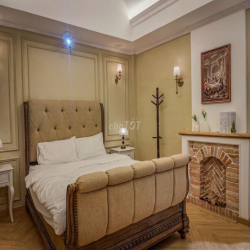 ROOM 3: NEOCLASSIC CHO THUÊ GIỜ VÀ QUA ĐÊM