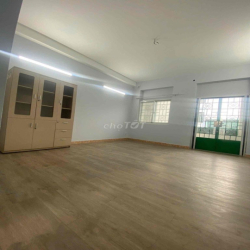 Cho Thuê Nhà 4 Tầng _ Mặt Tiền Ngô Quyền _ Quận 10, Kinh doanh ngay