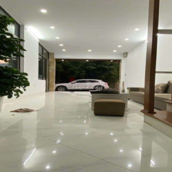 Cho thuê nhà Trương Định Bờ Sông Set 45m2 5 tầng
