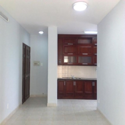 Cho thuê chung cư Sacomreal Hòa Bình 65m 2pn giá 8 triệu 