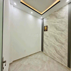 Cho Thuê Nhà DT 4x7 1Trệt 2Lầu 4Pn 3Wc Gần Chung Cư Thạnh Lộc