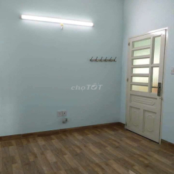 Gò vấp. Phòng cao cấp, giờ giấc tự do, toilet riêng biệt .