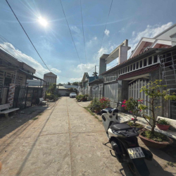 NHÀ MỸ THO