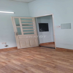 Gò vấp. Phòng cao cấp, giờ giấc tự do, toilet riêng biệt .