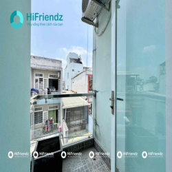 Căn hộ tách bếp có ban công cửa sổ ngay Phú Bình Quận 11