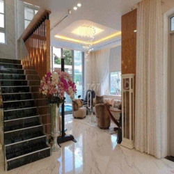 CHO THUÊ BIỆT THỰ VIP 5 Phòng Ngủ- Full Nội Thất- 140 triệu