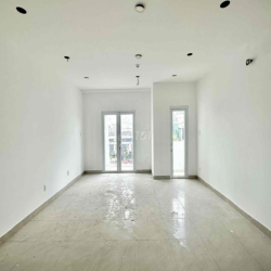 🐳★ Mặt tiền Trần Thị Thỉ ( 5x20m 1 trệt 4 lầu)