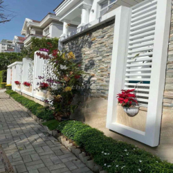 CHO THUÊ BIỆT THỰ VIP 5 Phòng Ngủ- Full Nội Thất- 140 triệu
