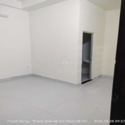 Nhà Mới 1 Trệt 3 Lầu 5x20m 7 phòng 8 wc KDC 6B Intresco Phạm Hùng