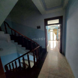CHO THUÊ NHÀ 4 X 20M TRỆT 3LAU 5PN SÂN THƯỢNG P.TÂY THẠNH 