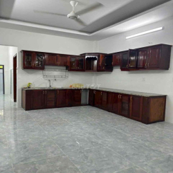 nhà 3 lầu hẻm 740 quốc lộ 13 4pn 100m2 nhà mới gần chợ Đầu Mối