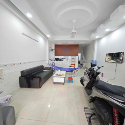 *** CHO THUÊ NHÀ NGUYÊN CĂN- 64M2- 5 PHÒNG- KHU BÌNH PHÚ-18TR ***