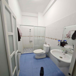 *** CHO THUÊ NHÀ NGUYÊN CĂN- 64M2- 5 PHÒNG- KHU BÌNH PHÚ-18TR ***