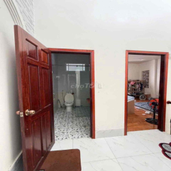 Nhà lầu full nội thất KdC Nam Long 2