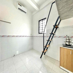 Phòng Gác Lửng Mới Xây Ngay Sân Bay, CV Gia Định