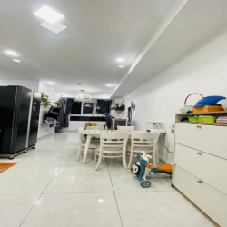 Chính chủ cho thuê căn 62 m2, 2 PN, 2WC, cạnh cầu Nguyễn Tri Phương