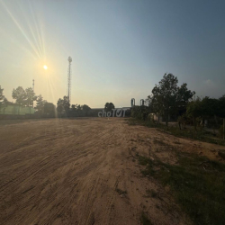 Cho thuê đất bãi mặt tiền ĐT747A, Thành phố Tân Uyên, Bình Dương