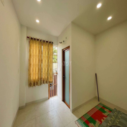 CHO THUÊ NHÀ TRỆT 2 LẦU SÁT MẶT TIỀN TAM BÌNH