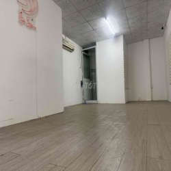 mặt bằng trung tam thủ đức nail/spa/tóc/ siêu thị mini