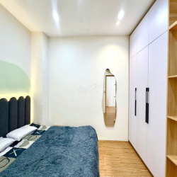 NHANH CÒN KỊP - 3PN NGAY HUỲNH VĂN BÁNH - FULL NỘI THẤT