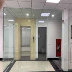 Cho thuê vp phố hoàng Quốc Việt,dtsd 80m2 – 150m2,giá 18tr – 39tr/th
