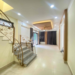 Cho Thuê Nhà Đẹp Góc Mặt Hẻm Xe Hơi Gần Ngay Vạn Kiếp