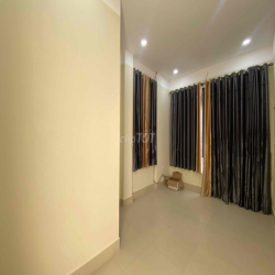 Cho Thuê Nhà Đẹp Góc Mặt Hẻm Xe Hơi Gần Ngay Vạn Kiếp
