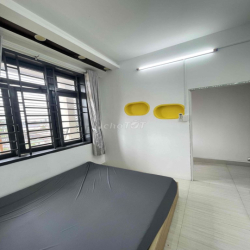 Căn 2PN Ban Công 60m2 P13 BT