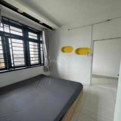 Căn 2PN Ban Công 60m2 P13 BT