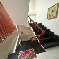 ktx mới khai trương ngay chợ 339 đỗ xuân hợp