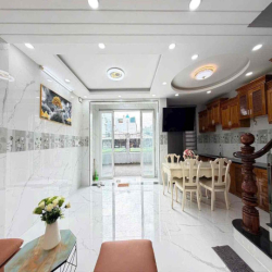 NHÀ FULL NỘI THẤT MỚI 48m2 3LẦU ST 3PN 1PT 4WC HXH PHẠM VĂN CHIÊU
