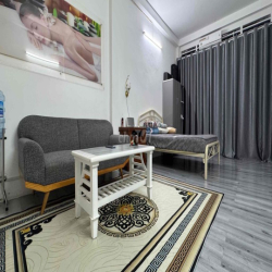 Nhà ở dư một phòng rộng 30m2 cần cho thuê lại (MT ngay ngã 4 Phú Nhuân