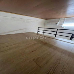 PHÒNG Chỉ 2.6tr có gác máy lạnh nước nóng KCX Tân Thuận nhà mặt tiền