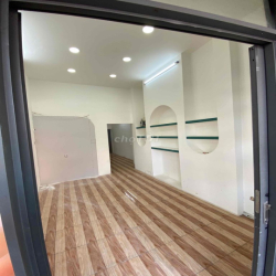 CHO THUÊ NHÀ MT MẶT BẰNG KD LUỸ BÁN BÍCH Q.TP vị trí đẹp mb đẹp