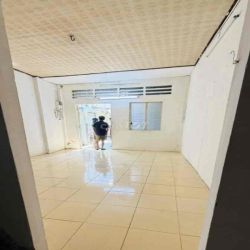 NHÀ RỘNG SÁT MẶT TIỆN, DT 40m2, 1 TRỆT 1 LẦU, HỢP KD ONLINE KHO HÀNG