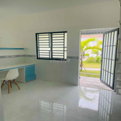 Cho thuê Mini House - Sân vườn - Máy lạnh