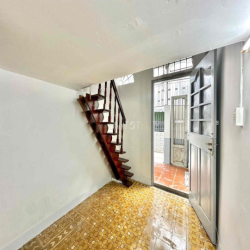 DẠNG PHÒNG GÁC CAO 2M - PHÙ HỢP 1-2 NGƯỜI