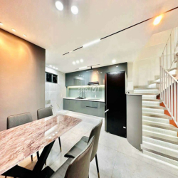 💎Nhà Hẻm Xe Hơi💎Nguyễn Văn Lượng P6🏠diện tích: 5x14m 💎4 Lầu 3PN--4wc