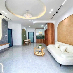 Nhà lầu mới 100% 2 phòng hẻm gần chợ An Hoà