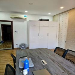 CHO THUÊ NHÀ 3 Tầng gần CÔNG VIÊN, 5PN, 4x20m, đường rộng 12m Bình Lợi