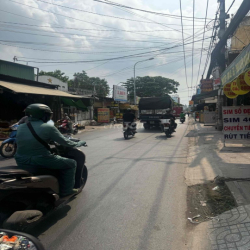 CHO THUÊ MẶT TIỀN ĐƯỜNG ĐÔNG BẮC 4x22 1 TRỆT, 1 LẦU