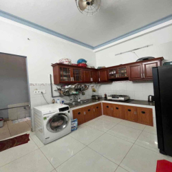 CHO THUÊ MẶT TIỀN ĐƯỜNG ĐÔNG BẮC 4x22 1 TRỆT, 1 LẦU