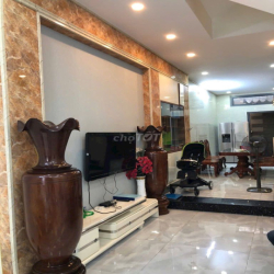 CHO THUÊ NHÀ 3 Tầng gần CÔNG VIÊN, 5PN, 4x20m, đường rộng 12m Bình Lợi