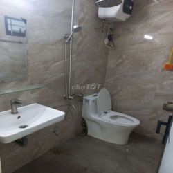 cho thuê làm văn phòng hoặc địa điểm kinh doanh