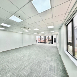 Cho thuê văn phòng Láng Hạ - Đống Đa 110m2 chỉ 17tr oto đỗ cửa