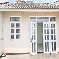 CHO THUÊ NHÀ NGUYÊN CĂN KIỀU ĐÀM Q7, 3PN 4WC 28 TRIỆU/ THÁNG